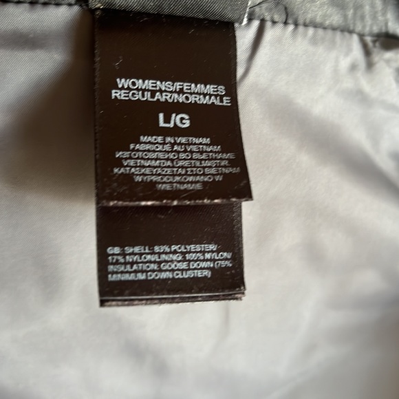 The Northface black Heathered 550 down Vest sz Large - Picture 11 of 11